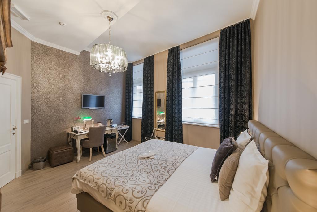 Boutique Hotel Caelus VII Tongeren Exteriör bild