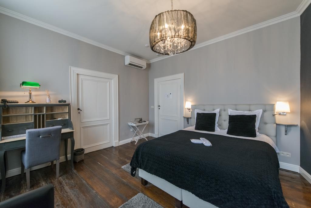 Boutique Hotel Caelus VII Tongeren Exteriör bild