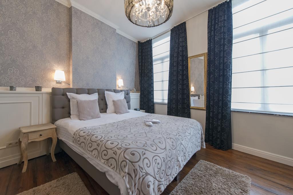 Boutique Hotel Caelus VII Tongeren Exteriör bild